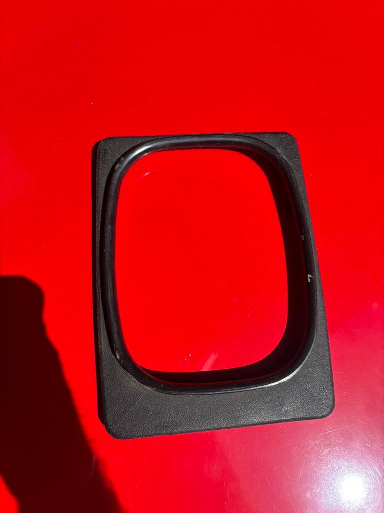 Cache en plastique sous le levier de vitesse Porsche 924/944, Enlèvement ou Envoi, Porsche