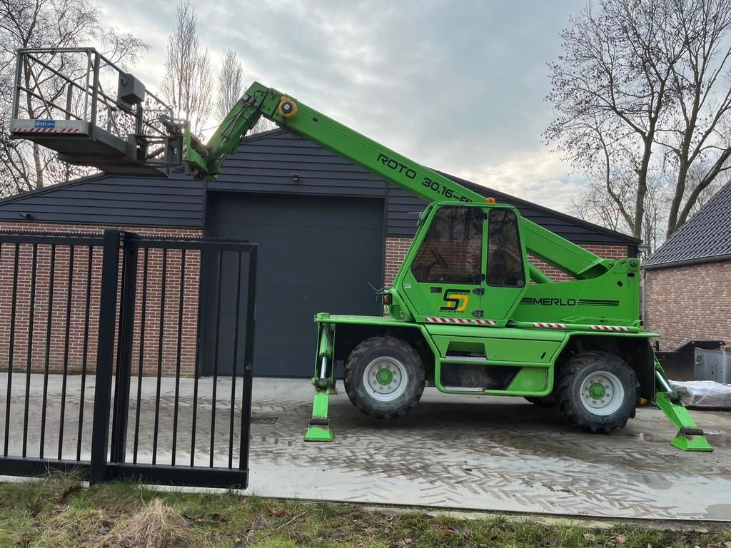 Merlo 30.16 roterende verreiker met manbak grondbak & lepels, Ophalen of Verzenden, Verreiker