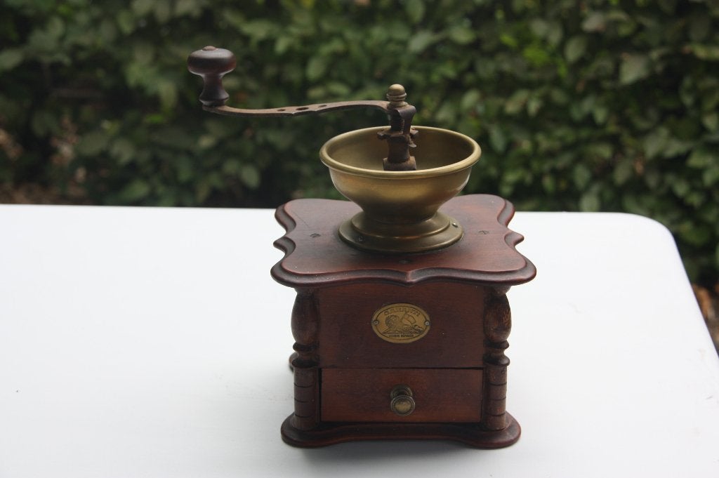 oude koffiemolen, Ophalen