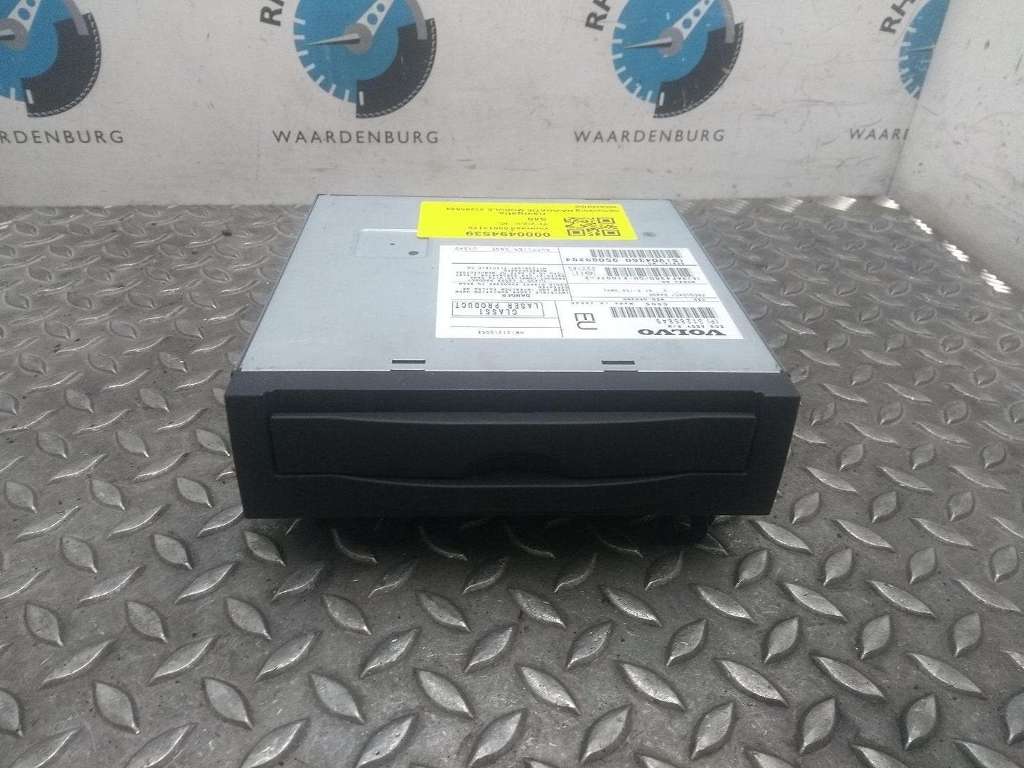 VOLVO S40 2.4I EDITION II CD / DVD / NAVIGATIE SPELER 2009, Ophalen of Verzenden, Gebruikt, Stiba lid