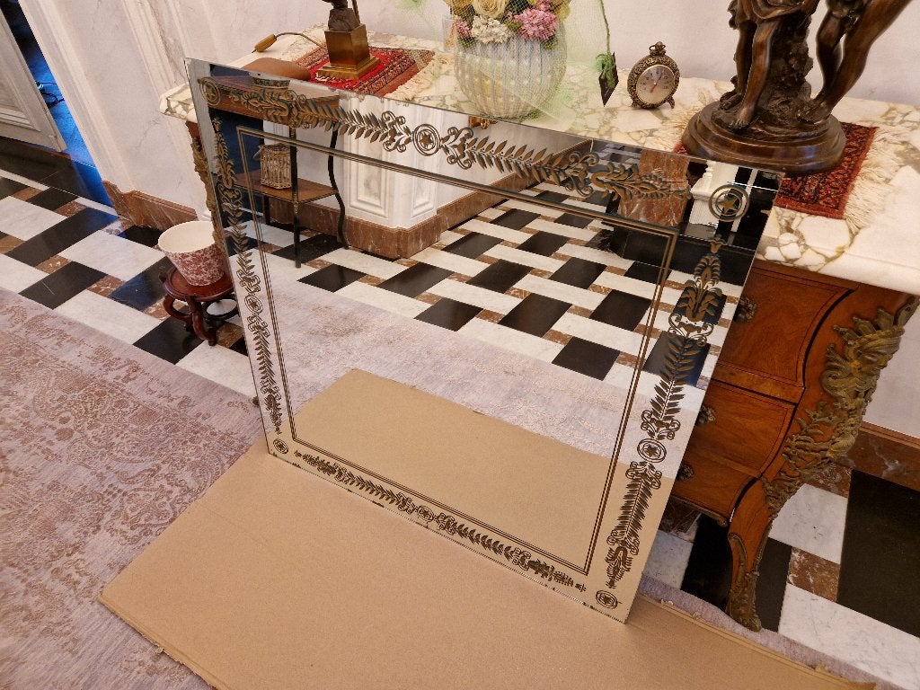 Grote Empire-Stijl Schouwspiegel met Gedetailleerde Rand, Enlèvement