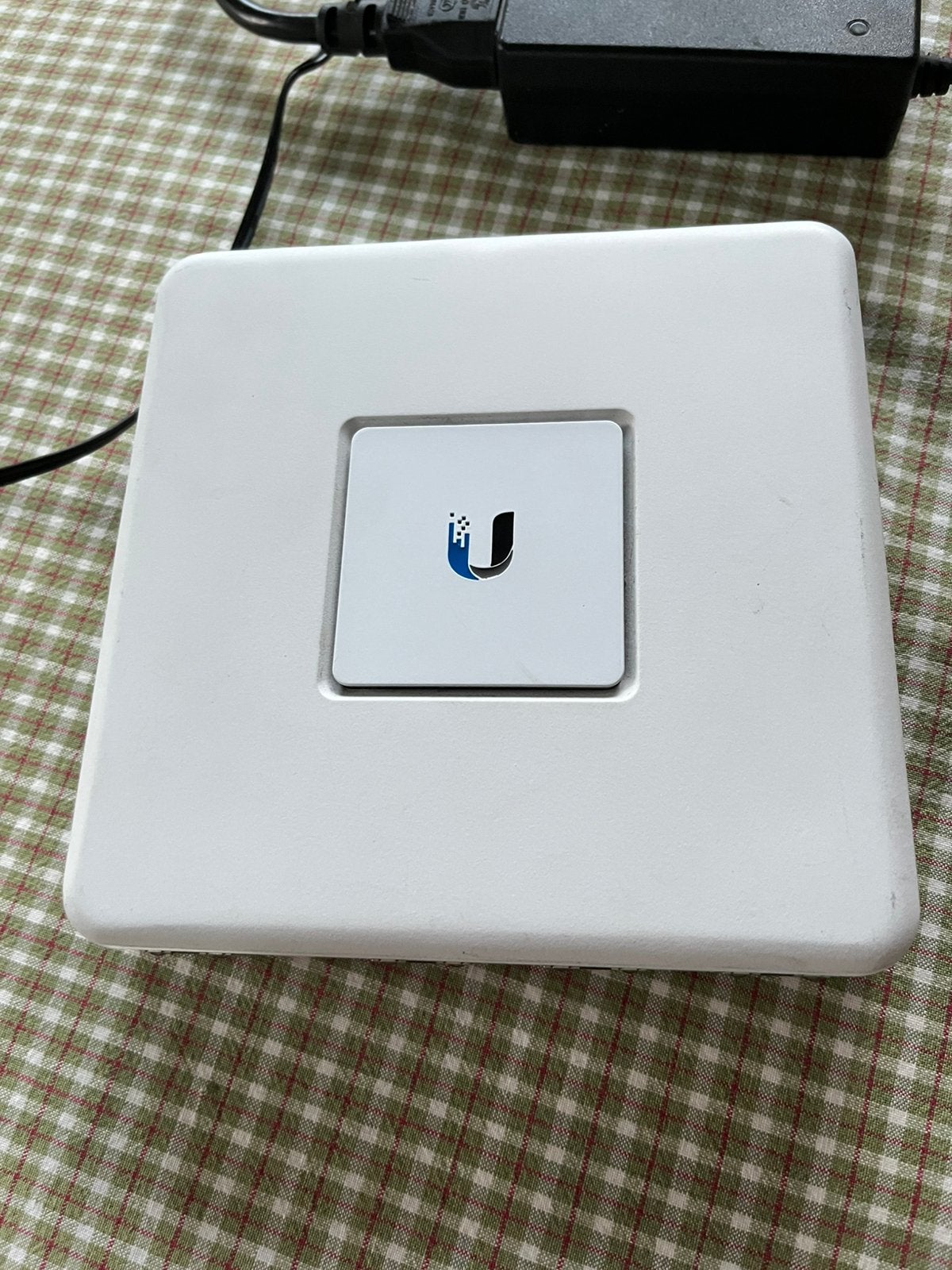 Ubiquiti, Computers en Software, Routers en Modems, Ophalen of Verzenden, Zo goed als nieuw, Router