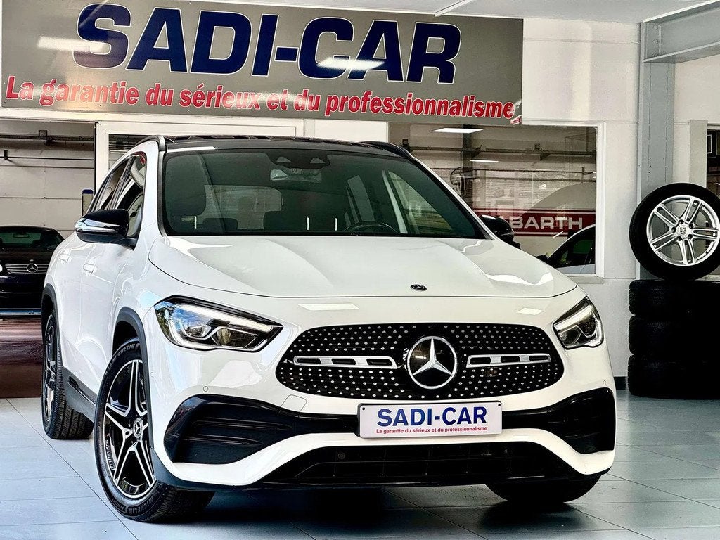 Mercedes-Benz GLA 200 d 150cv - AMG LINE EDITION (bj 2021), Auto's, Mercedes-Benz, Gebruikt, 4 cilinders, 2135 kg, Wit