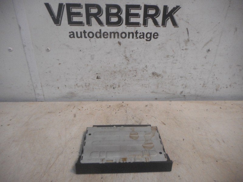 BEKERHOUDER Volkswagen Golf IV (1J1) (1jo858601d), Gebruikt, Volkswagen, Volkswagen AG, Kundenbetreuung@volkswagen.de