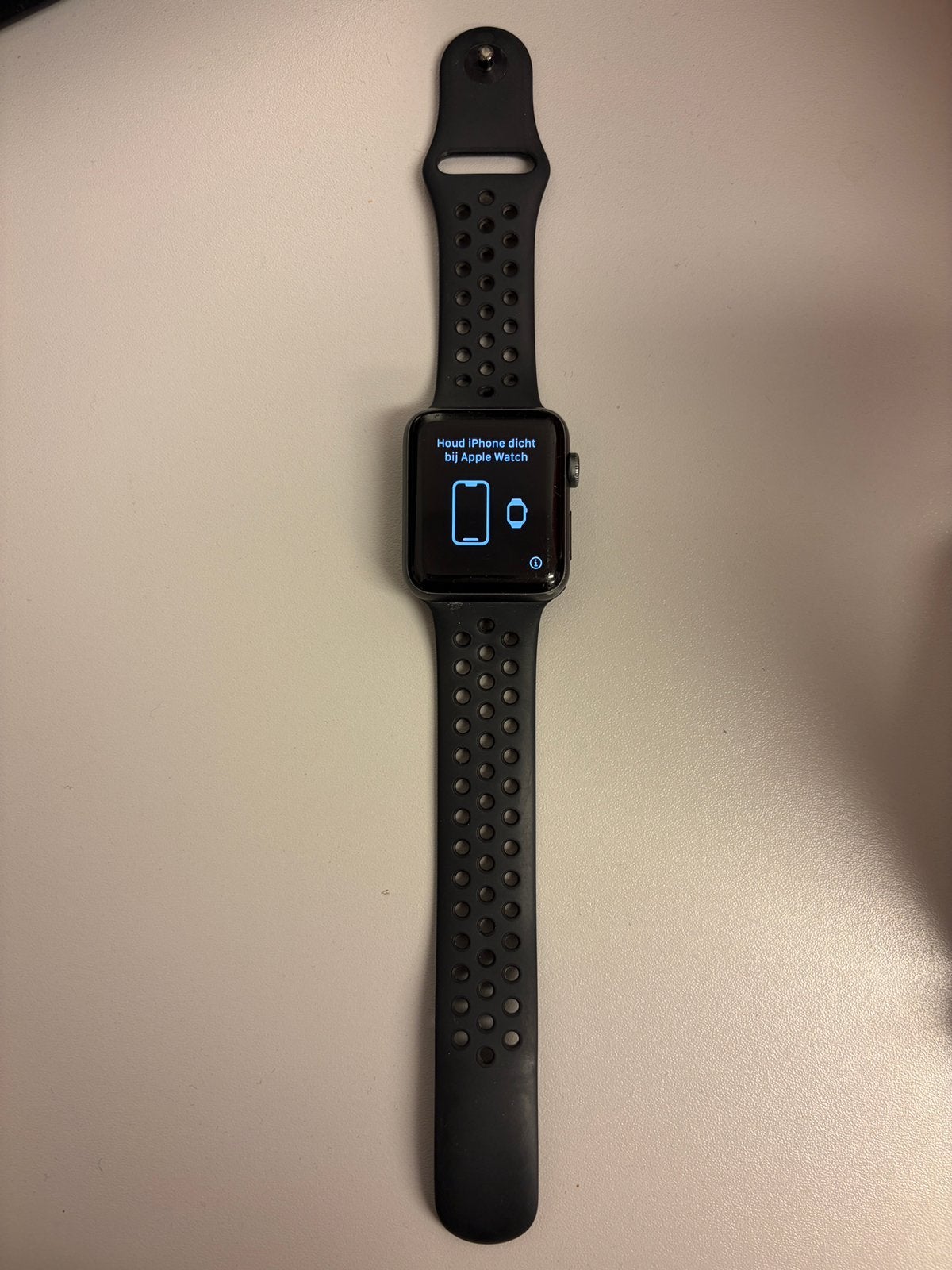 Apple watch serie 3, Étanche, Enlèvement ou Envoi, IOS, Utilisé