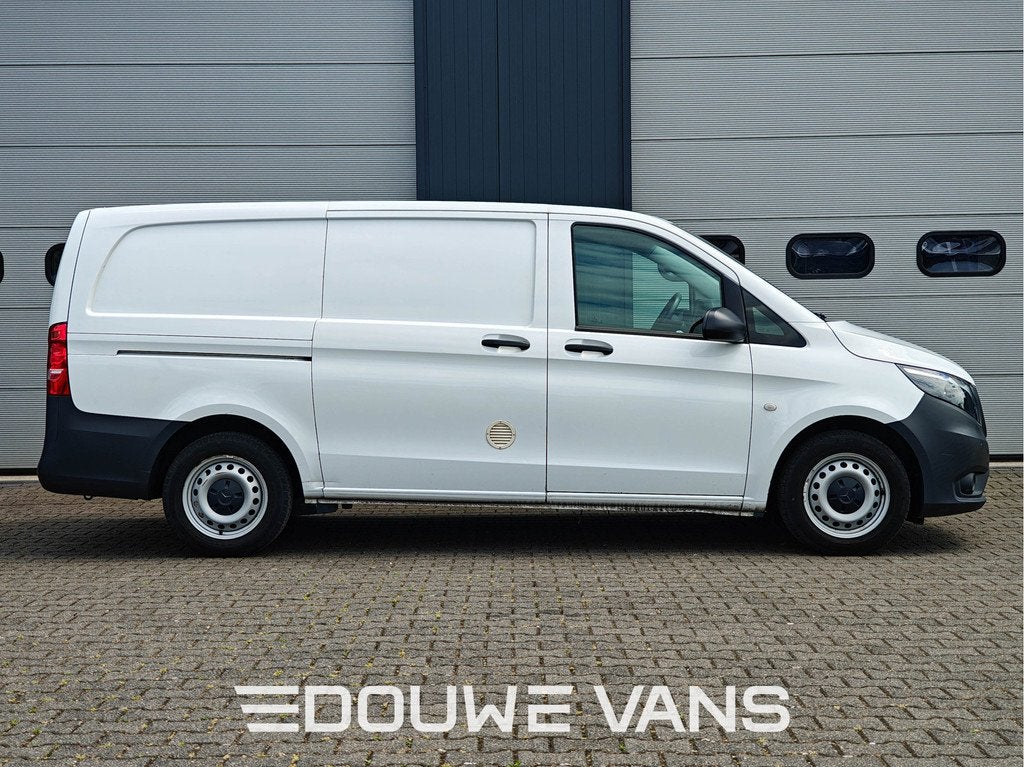 Mercedes-Benz Vito 110 L2 Wurth Inrichting Airco DAB Camera, Auto's, Voorwielaandrijving, Stof, Gebruikt, 4 cilinders