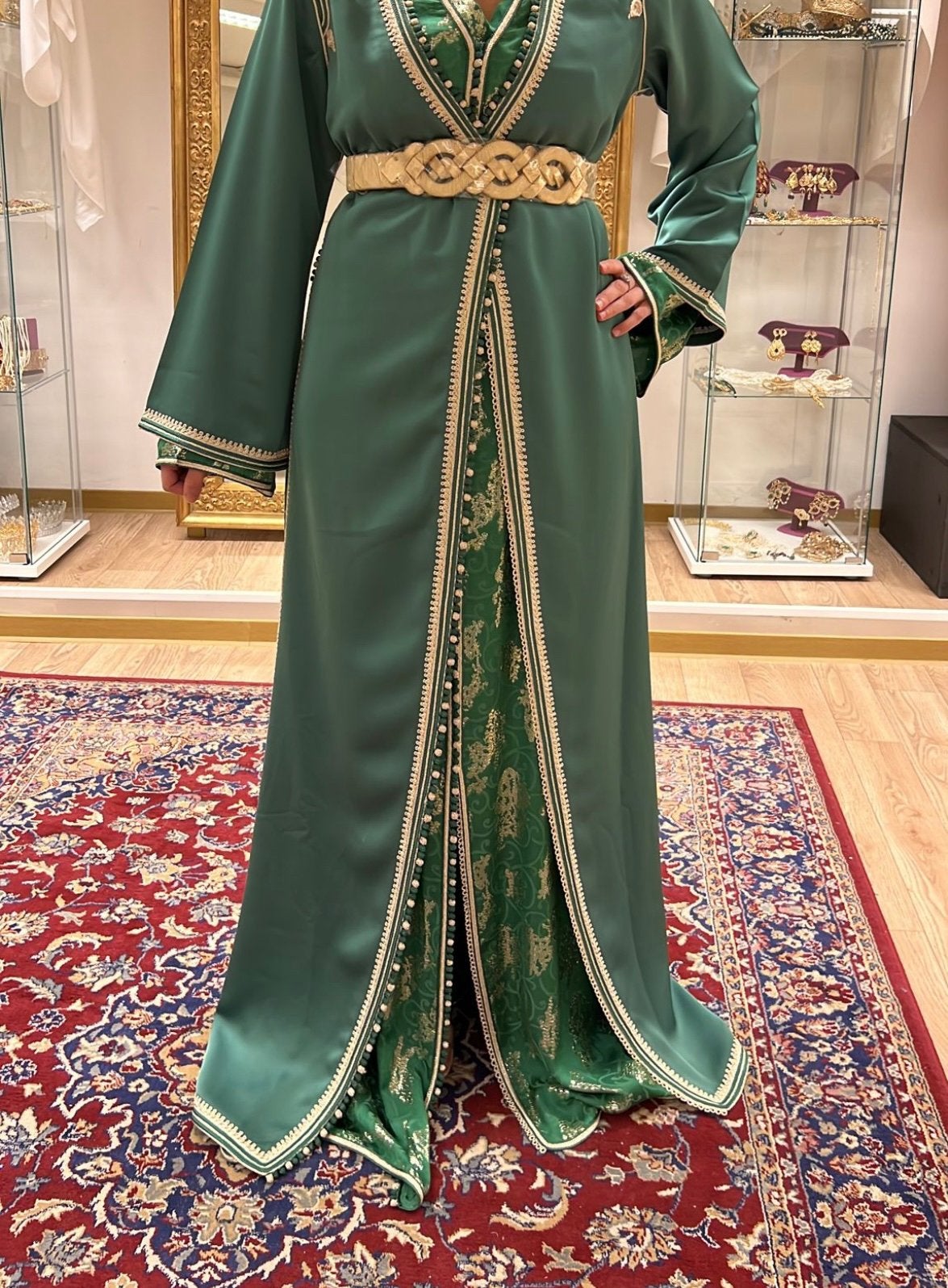 Caftan marocain vert émeraude & doré avec ceinture S/M/L, Vêtements | Femmes, Enlèvement ou Envoi, Comme neuf, Doré