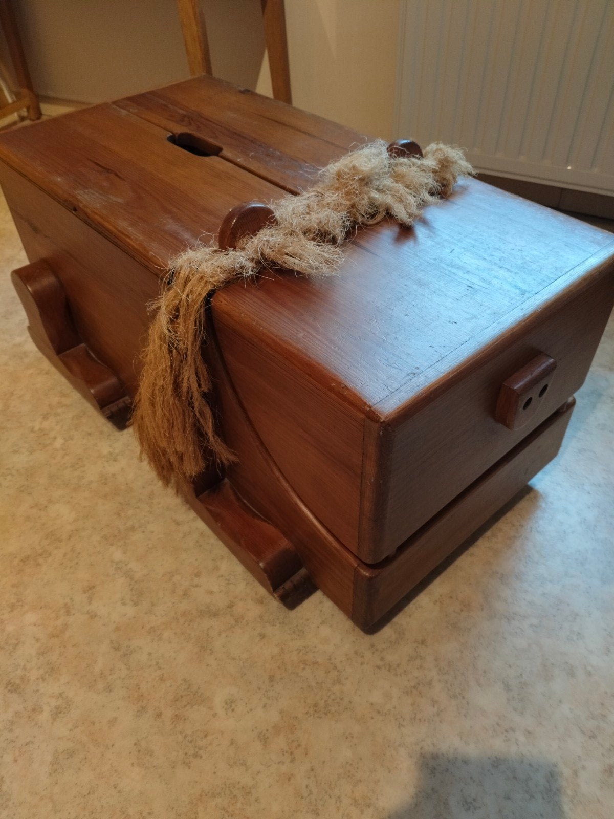 houten opbergleeuw met sorteerbak, Huis en Inrichting, Woonaccessoires | Kisten, Ophalen