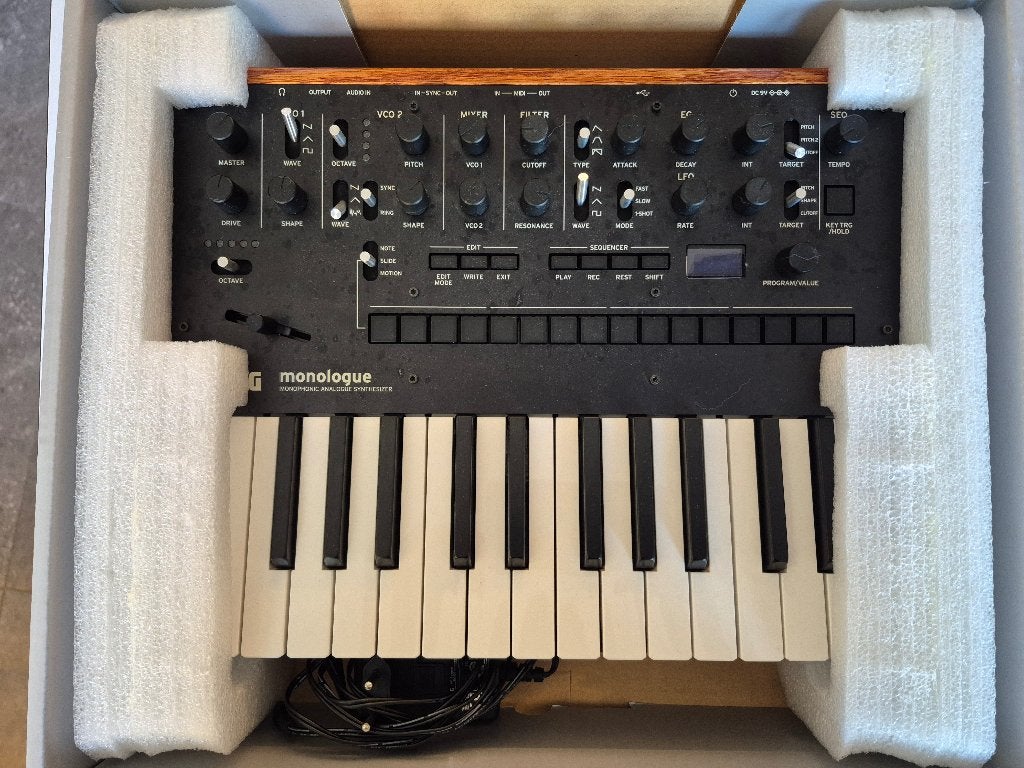 Korg Monologue (nieuw), Muziek en Instrumenten, Ophalen, Nieuw, Korg