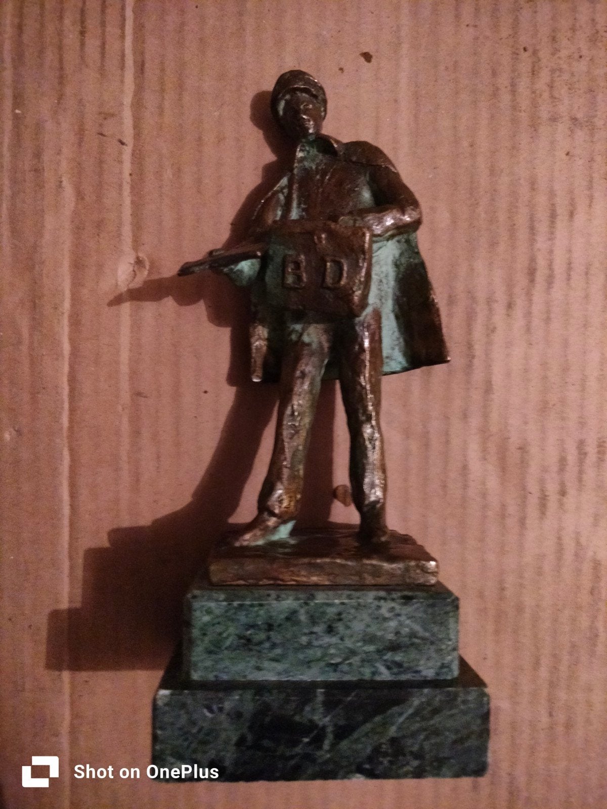 standbeeldje, Ophalen