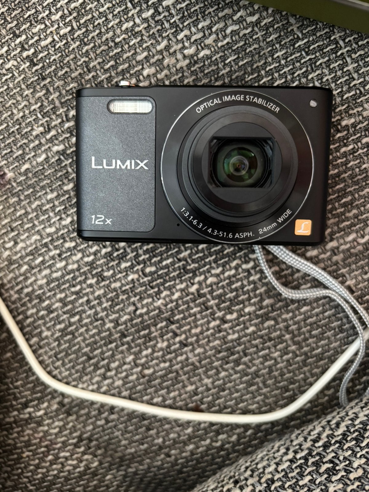 Appareil photo lumix X12, Ophalen, Zo goed als nieuw