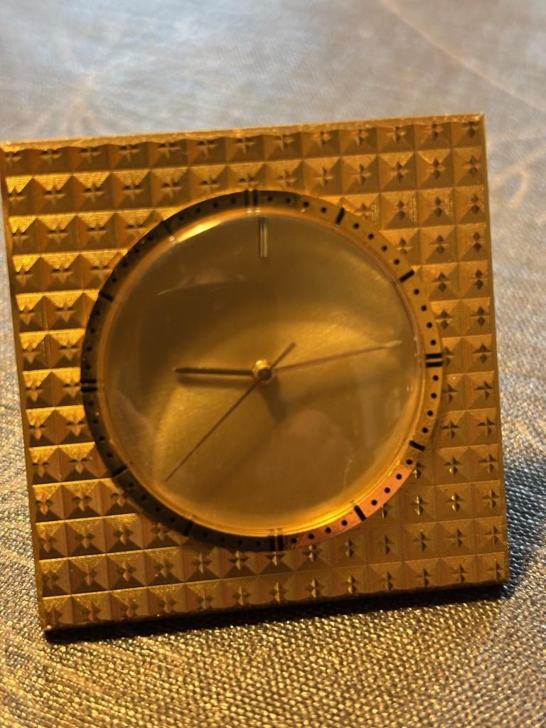 Réveil plaqué OR par Jaeger-LeCoultre  1965 ( calibre K814), Antiquités & Art, Antiquités | Horloges, Enlèvement