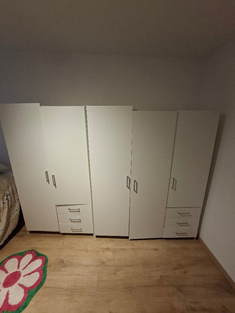 2 gardes robes abîmées à donner, Enlèvement, Utilisé, Avec tiroir(s), 150 à 200 cm
