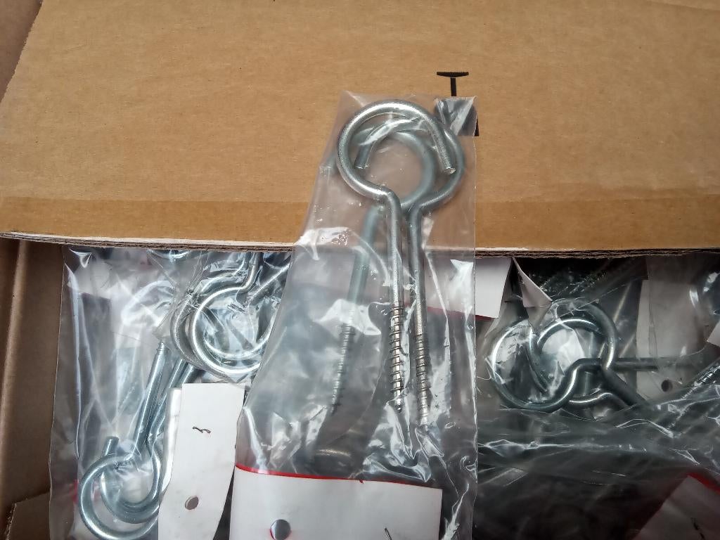 120 blisterverpakking van 3 studs, Ophalen