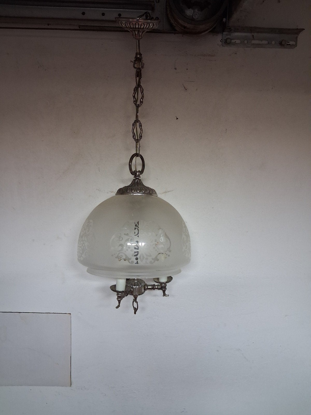 Lamp .Kleine luchter met glas. Drie lampen., Huis en Inrichting, Lampen | Kroonluchters, Ophalen, Glas
