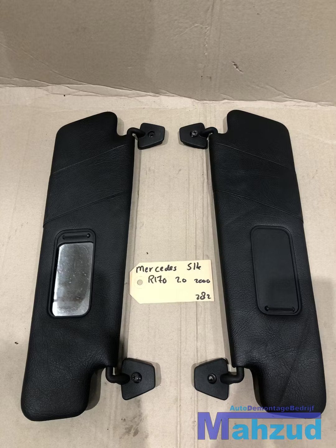 MERCEDES SLK R170 Zwart Zonneklep zonnescherm, Gebruikt, Mercedes-Benz AG, Mercedes-Benz, Mercedesstrasse 120
70372  Stuttgart, DE