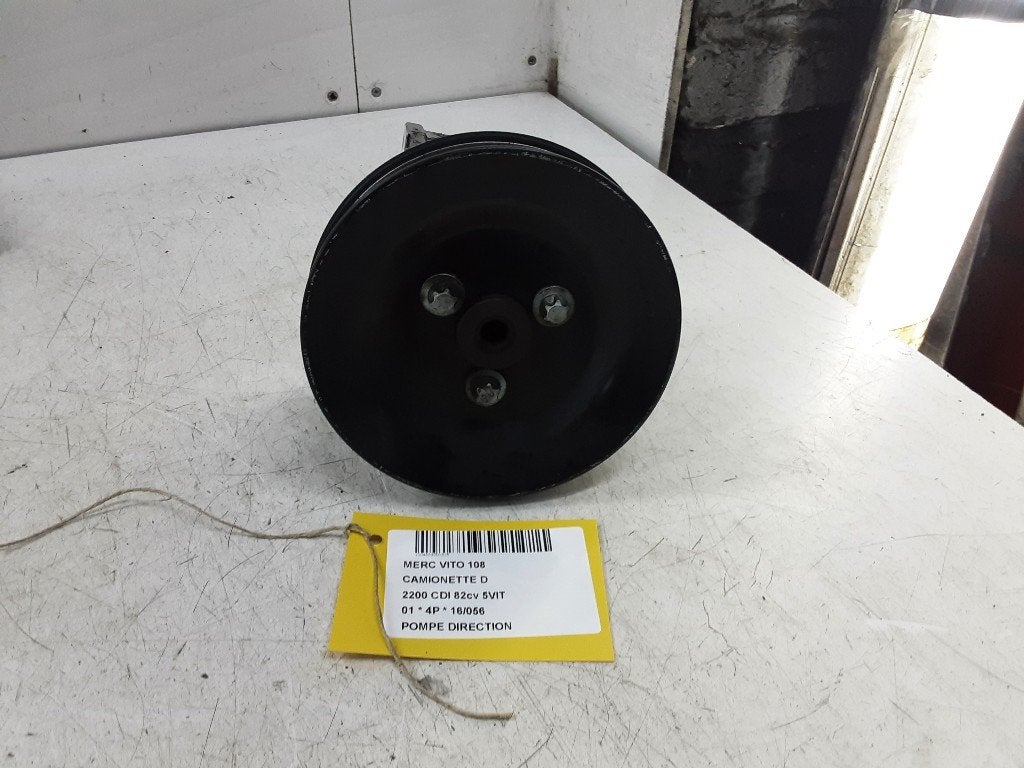 POMPE DE DIRECTION Mercedes-Benz Vito (638.0) (A0044664201), Mercedes-Benz, Utilisé, Dialog.mb@mercedes-benz.com, Mercedes-Benz AG