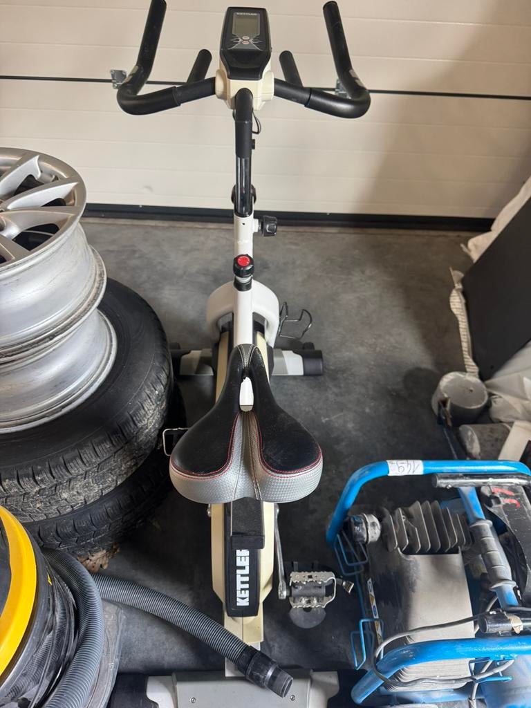 Ketller home trainer (fiets), Sport en Fitness, Ophalen, Zo goed als nieuw