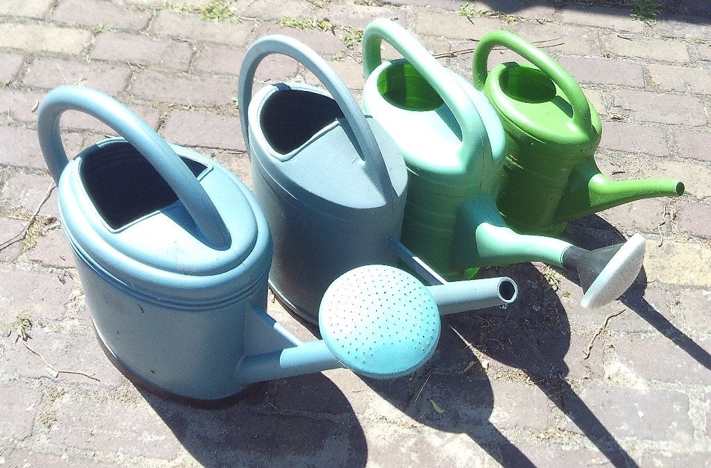 4 Prima Gieters in PVC, Tuin en Terras, Gieters, Ophalen of Verzenden, Zo goed als nieuw, Kunststof