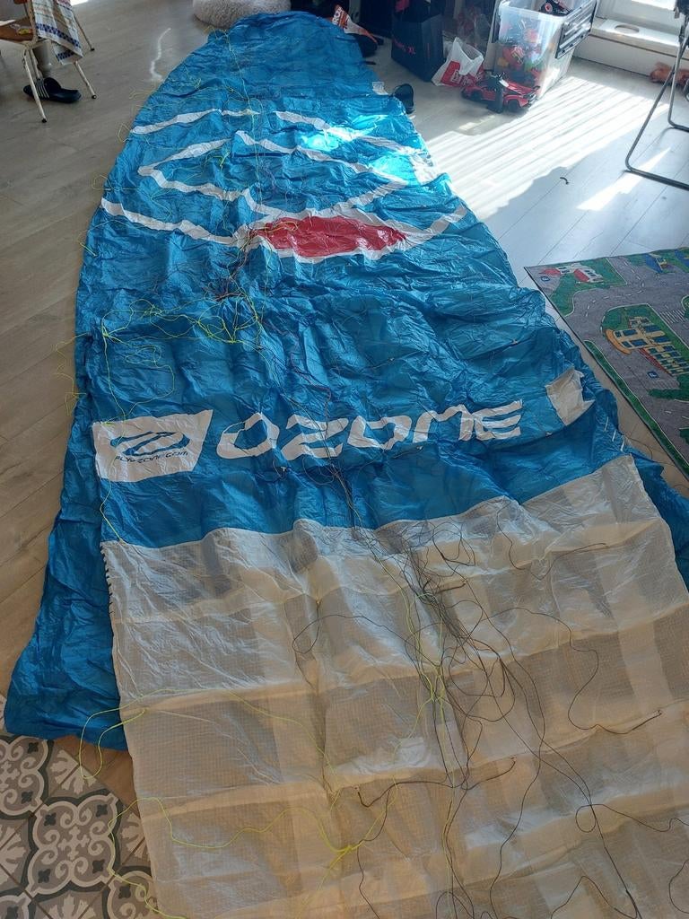 Ozone chrono ultralight 15m kite (only), Sports & Fitness, Vol à voile & Parapente, Enlèvement, Comme neuf, Autres types