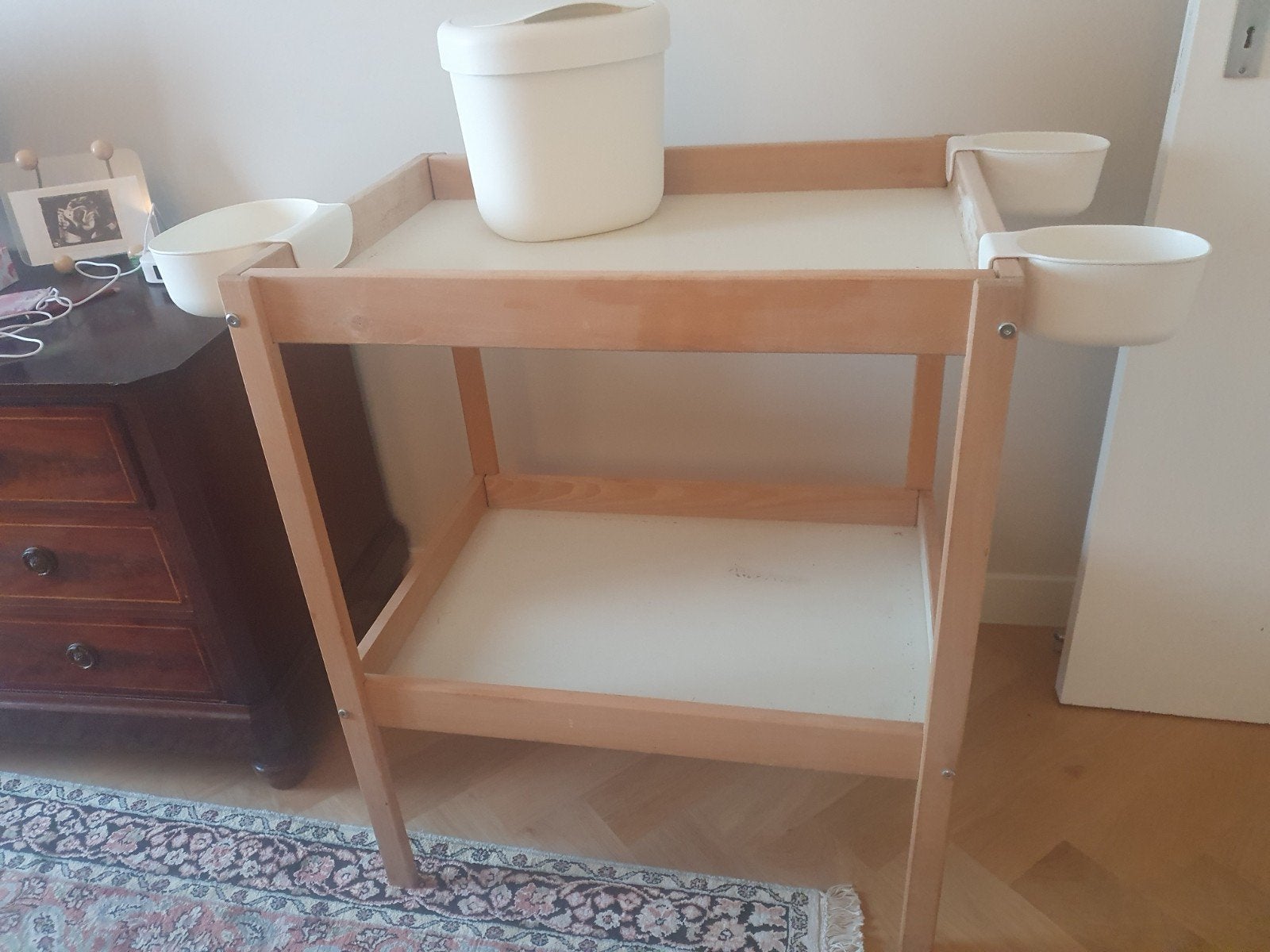 table  bebe avec  accessoire, Enfants & Bébés, Enlèvement, Utilisé, Autres marques