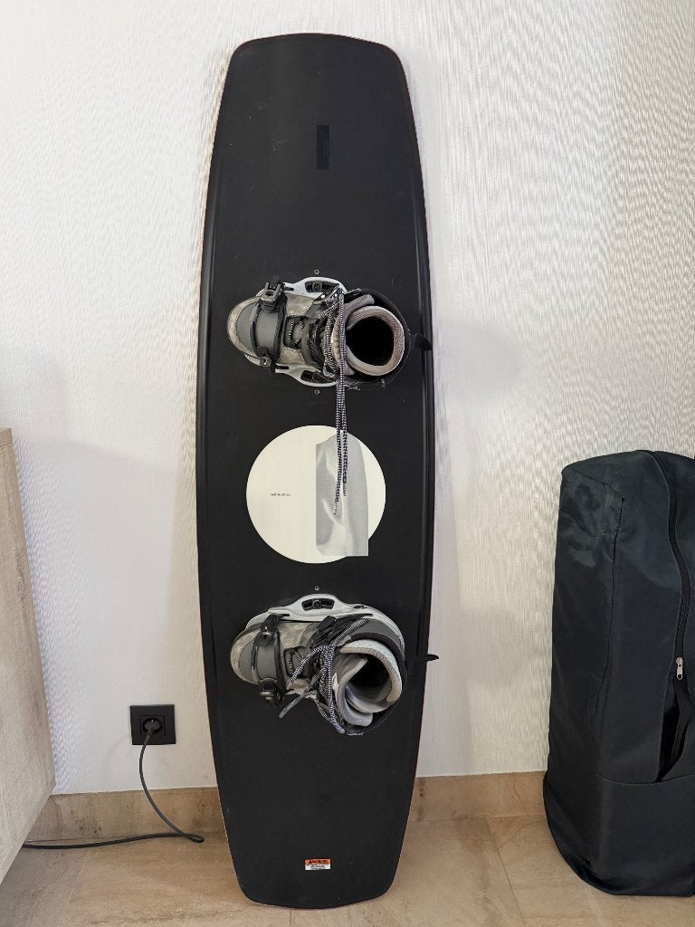 Hyperlite wakeboard setup, Watersport en Boten, Wakeboarden, Ophalen, Zo goed als nieuw, Board en Schoenen