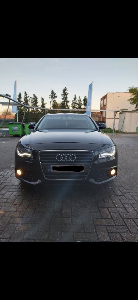 Audi A4 B8, Autos, Audi, 100 kW, A4, Noir, 5 portes