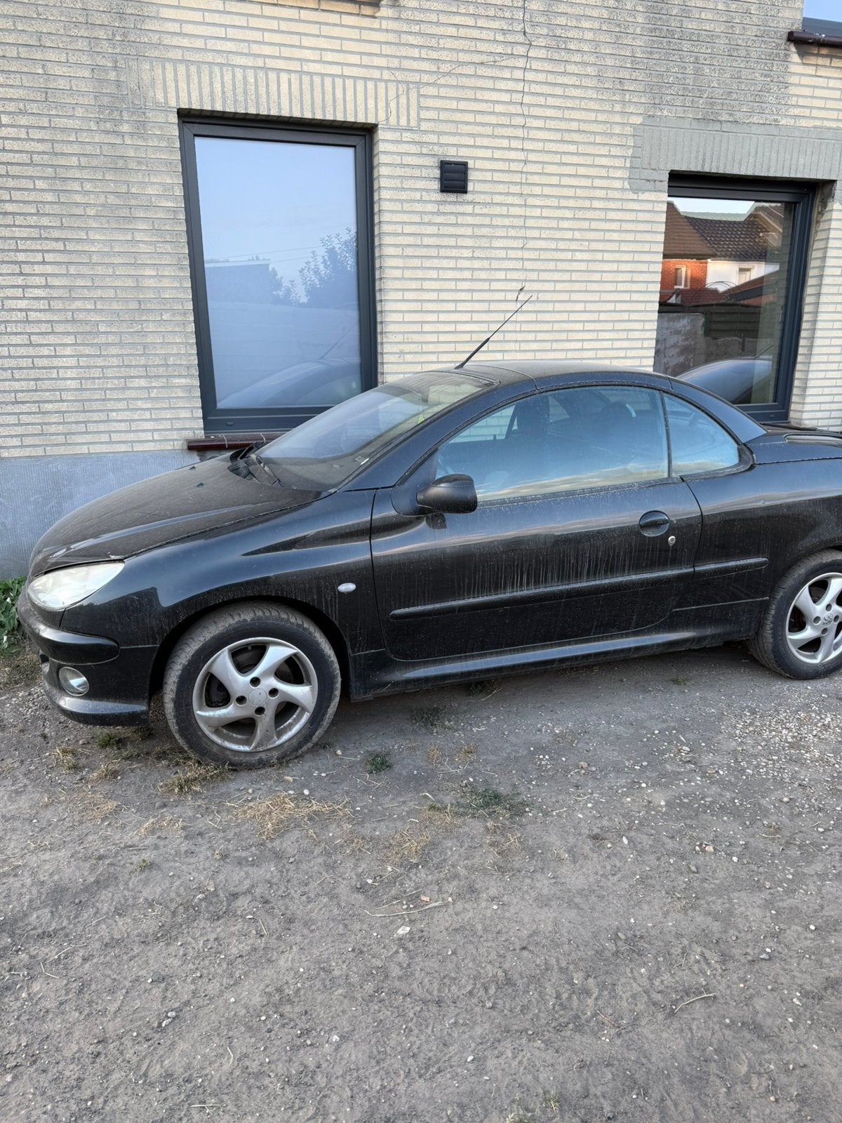 Peugeot 206 cc 1600 essence encore bonne de contrôle, Enlèvement, Peugeot