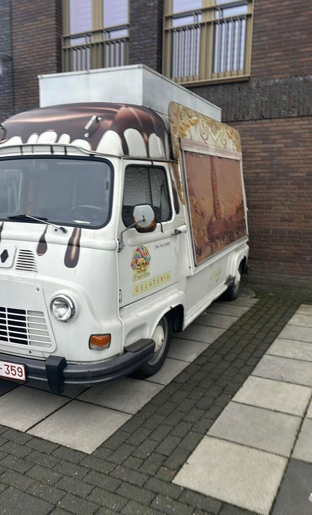 Renault Estafette Foodtruck (1979), Ophalen