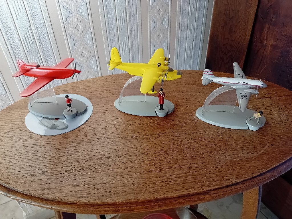 Figurines Tintin Hergé Aviation, Enlèvement, Comme neuf
