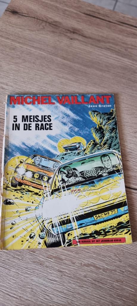 Stripboek van Michel Vaillant "5 meisjes in de race", Boeken, Stripverhalen, Eén stripboek, Ophalen of Verzenden, Gelezen, Jean Graton