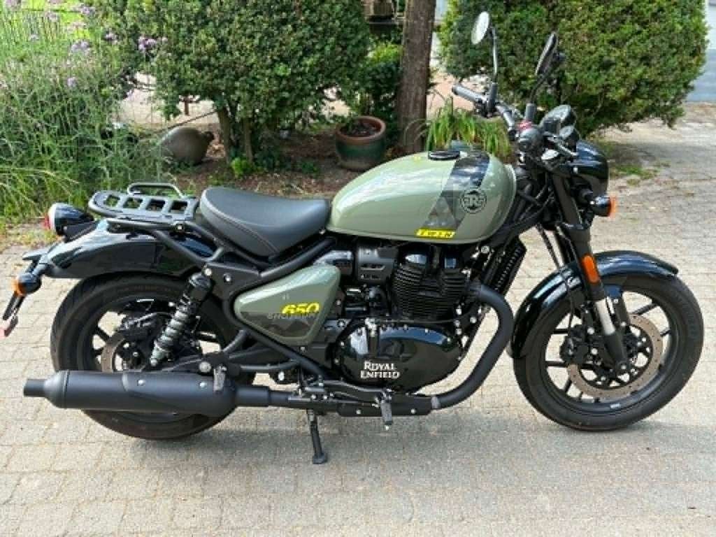 Royal Enfield Shotgun als nieuw met 2600km., Motoren, Motoren | Royal Enfield, 2 cilinders, Occasion, Particulier, Toermotor