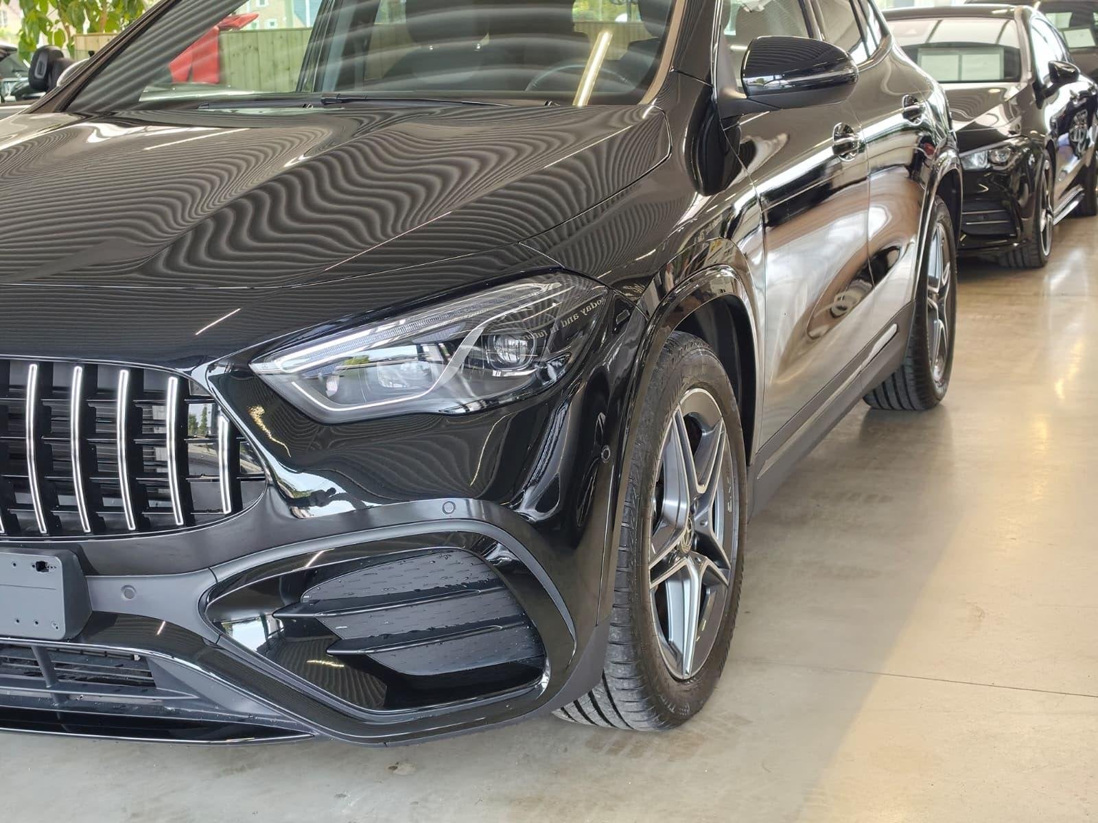 Mercedes-Benz GLA GLA 180 AMG Line, Auto's, Stof, Gebruikt, 4 cilinders, 136 pk