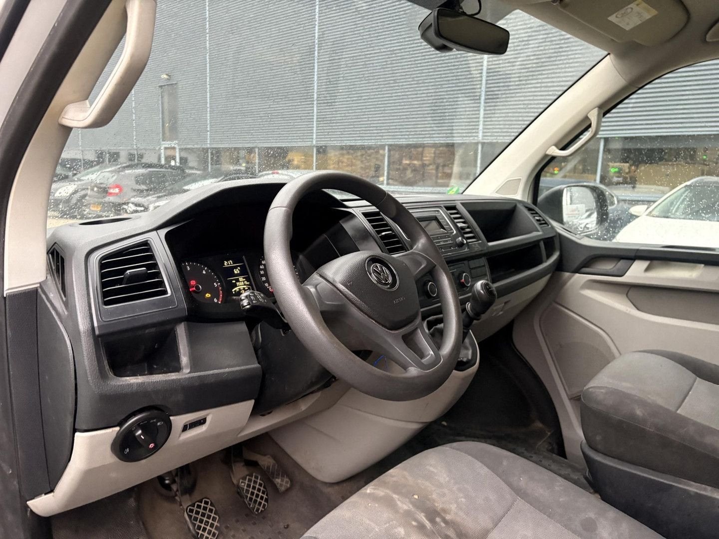Volkswagen Transporter 2.0 TDI L1H1 | € 4.650,- NETTO! | MOT, Parkeersensor, Wit, Bedrijf, Te koop