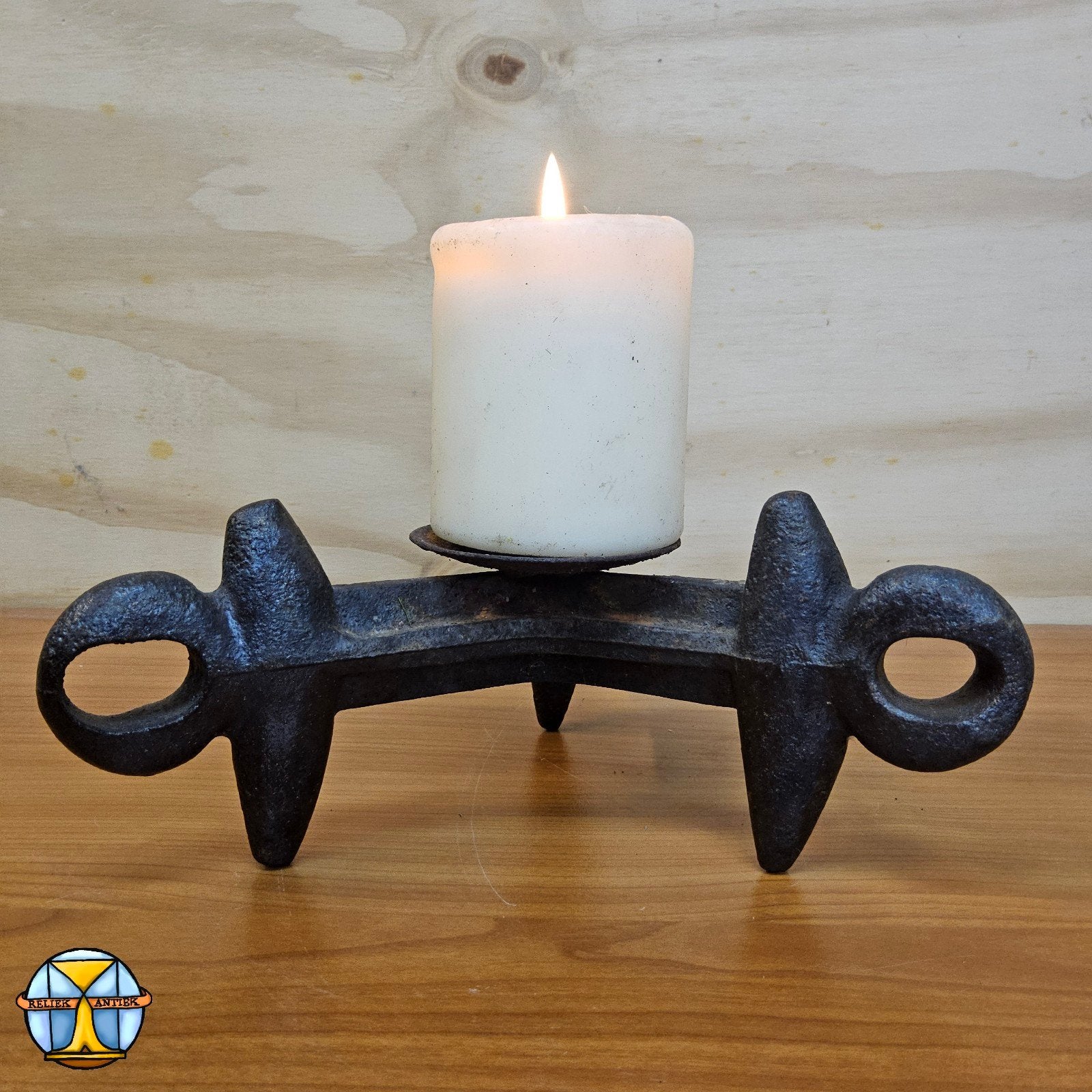Vintage metalen Brutalistische kaarsen kandelaar upcycled, Ophalen of Verzenden, Zo goed als nieuw, 11 cm, Metaal