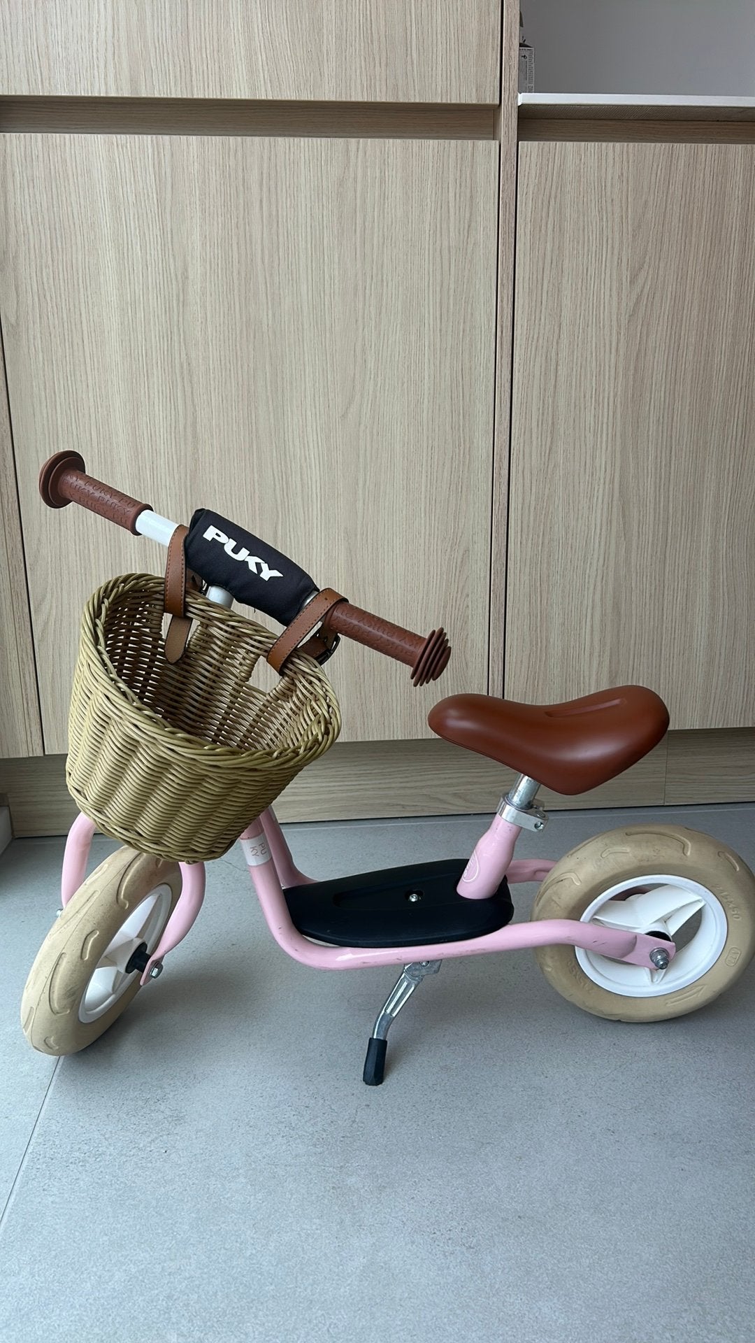 Retro Puky loopfiets roze met mandje, Ophalen, Zo goed als nieuw, Loopfiets