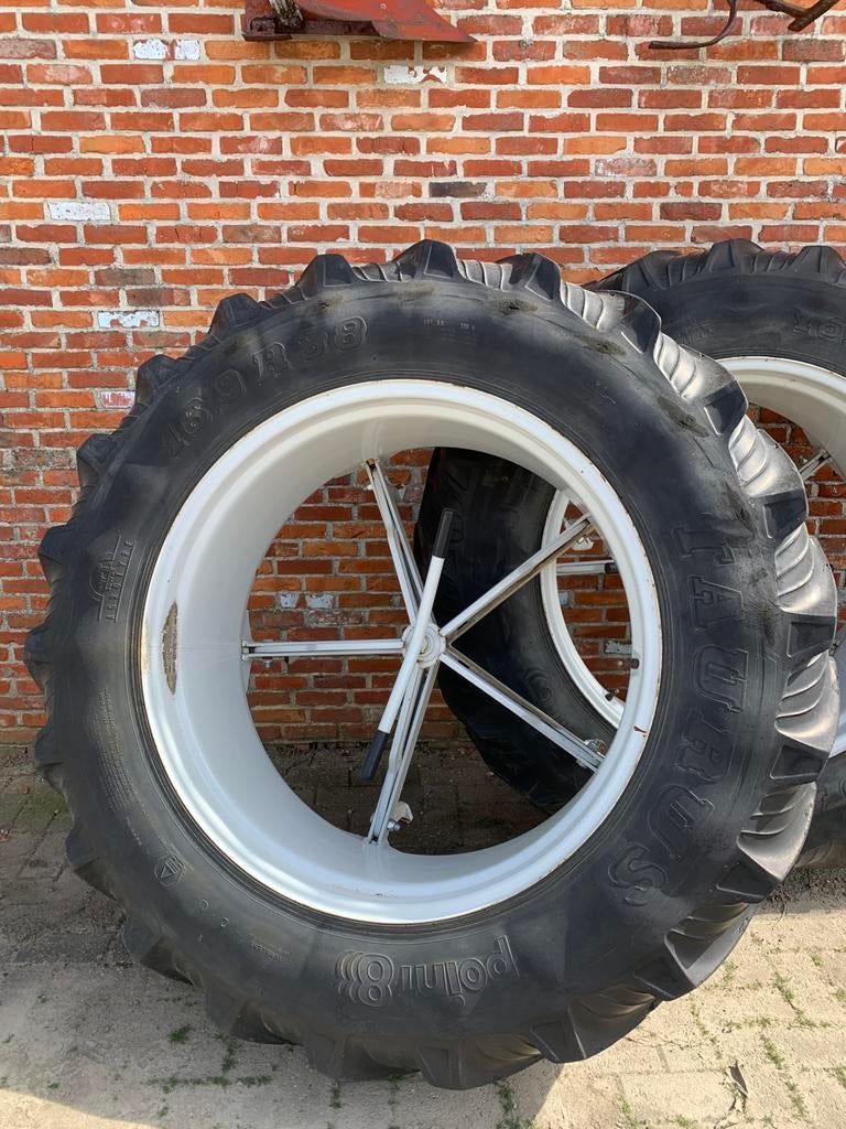 Opzetwielen tractor, Ophalen