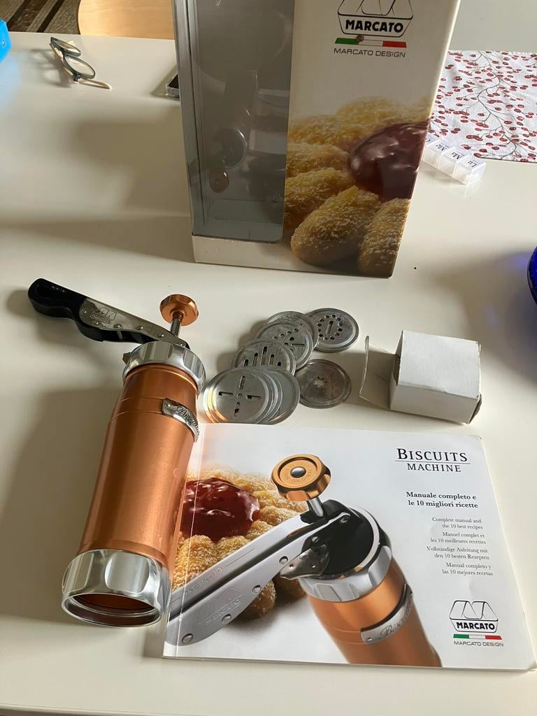 Machine pour faire des biscuits, Bricolage & Construction, Sanitaire, Enlèvement, Comme neuf