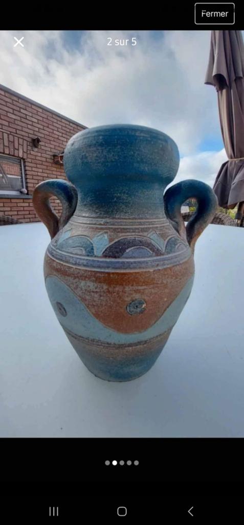 Vase amphore en céramique, Enlèvement