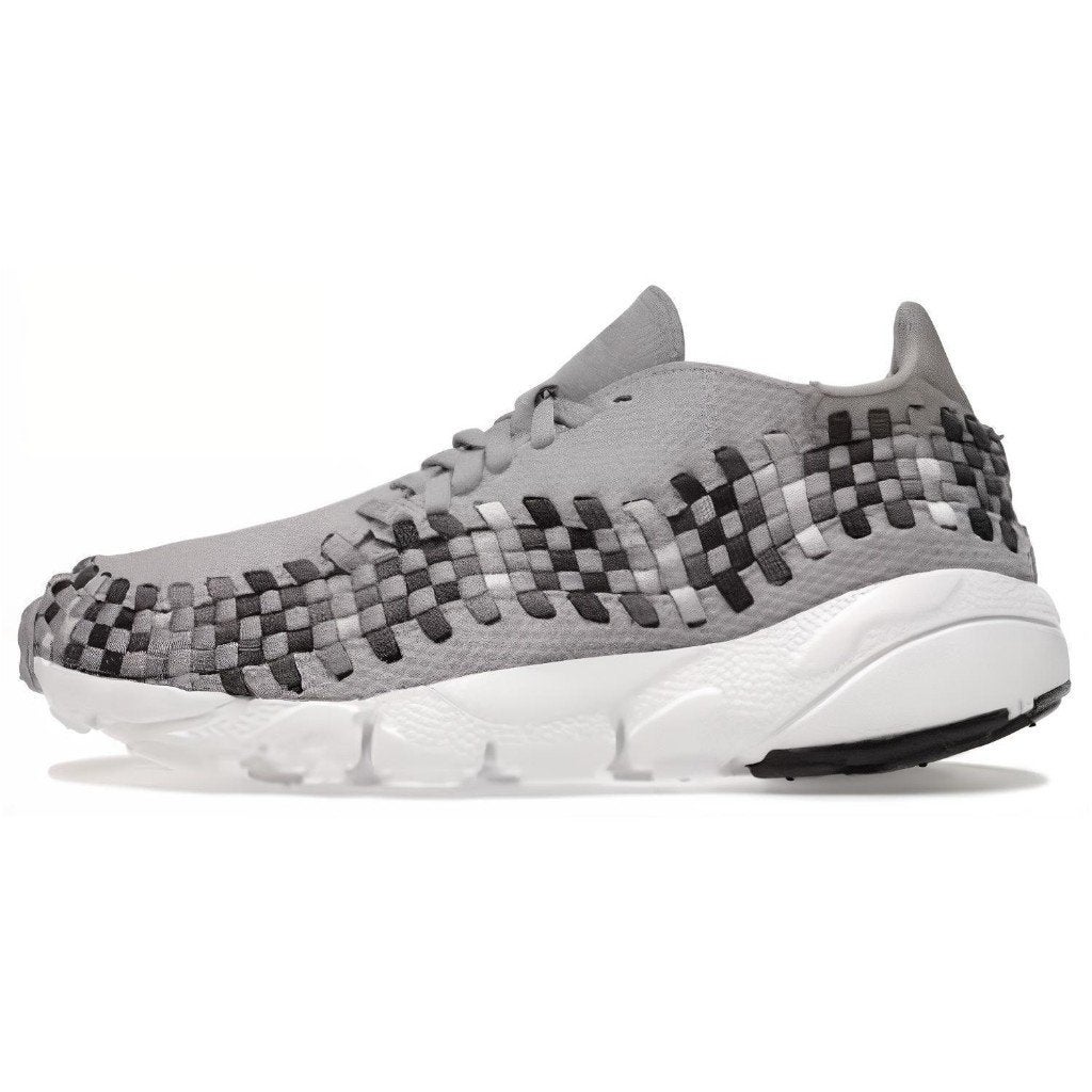 Gezocht Nike woven, Ophalen of Verzenden