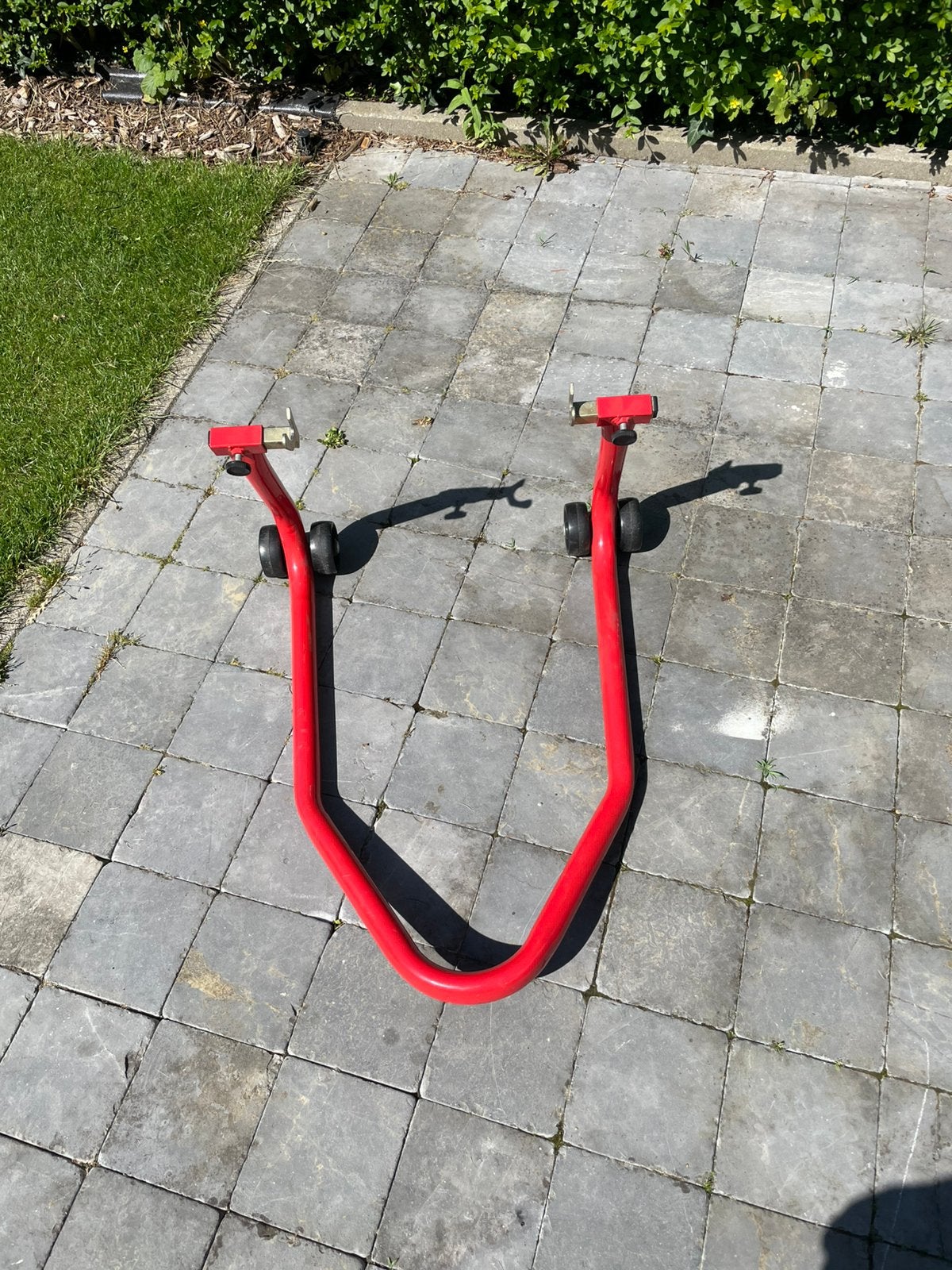 Leve moto arrière, Ophalen, Gebruikt