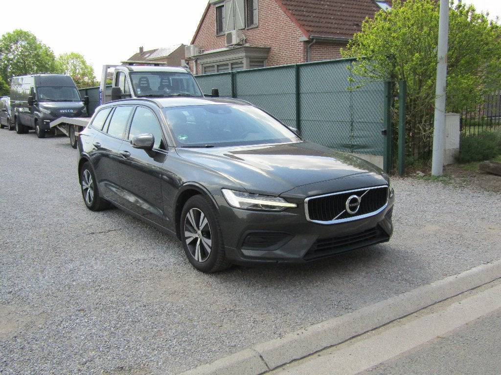 Volvo V60 2.0 D3, Argent ou Gris, Entreprise, Boîte manuelle, 5 portes