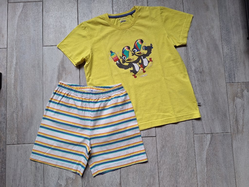★ M128 - Woody zomerpyjama thema toekan, Nacht- of Onderkleding, Gebruikt, Ophalen of Verzenden, Jongen