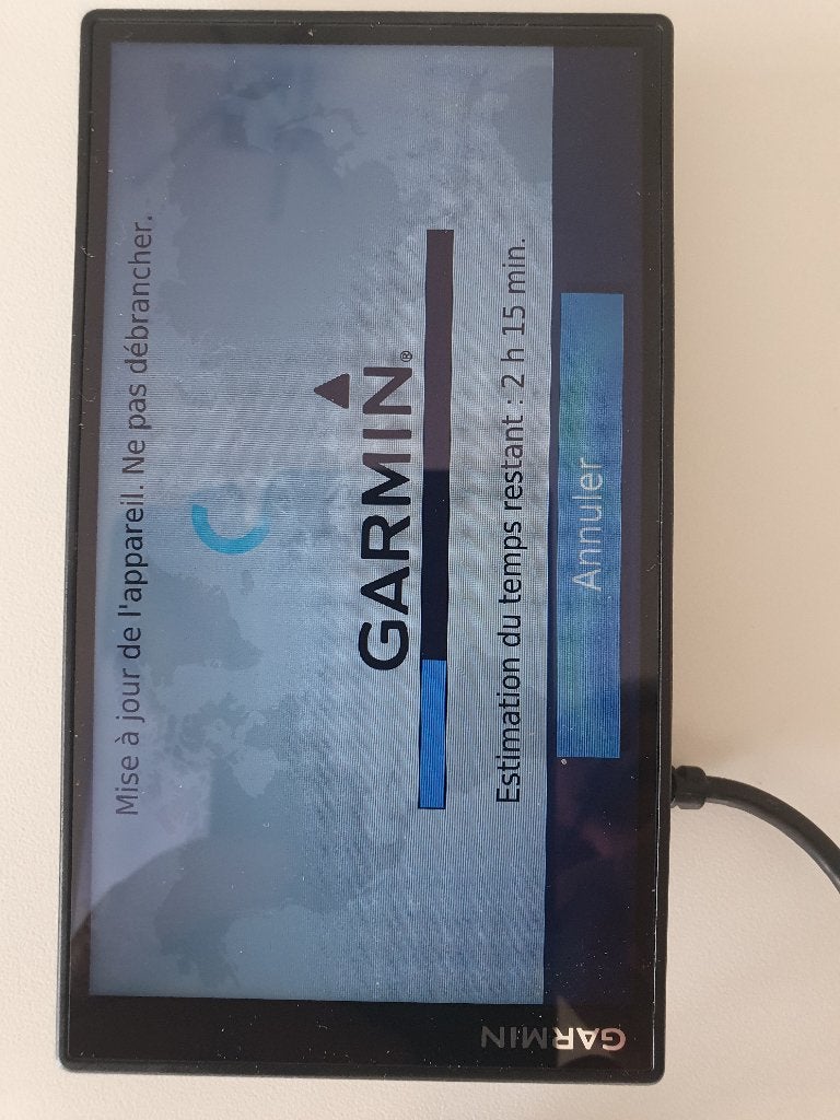 Gps garmin avec cables et support ventouse, Enlèvement, Comme neuf