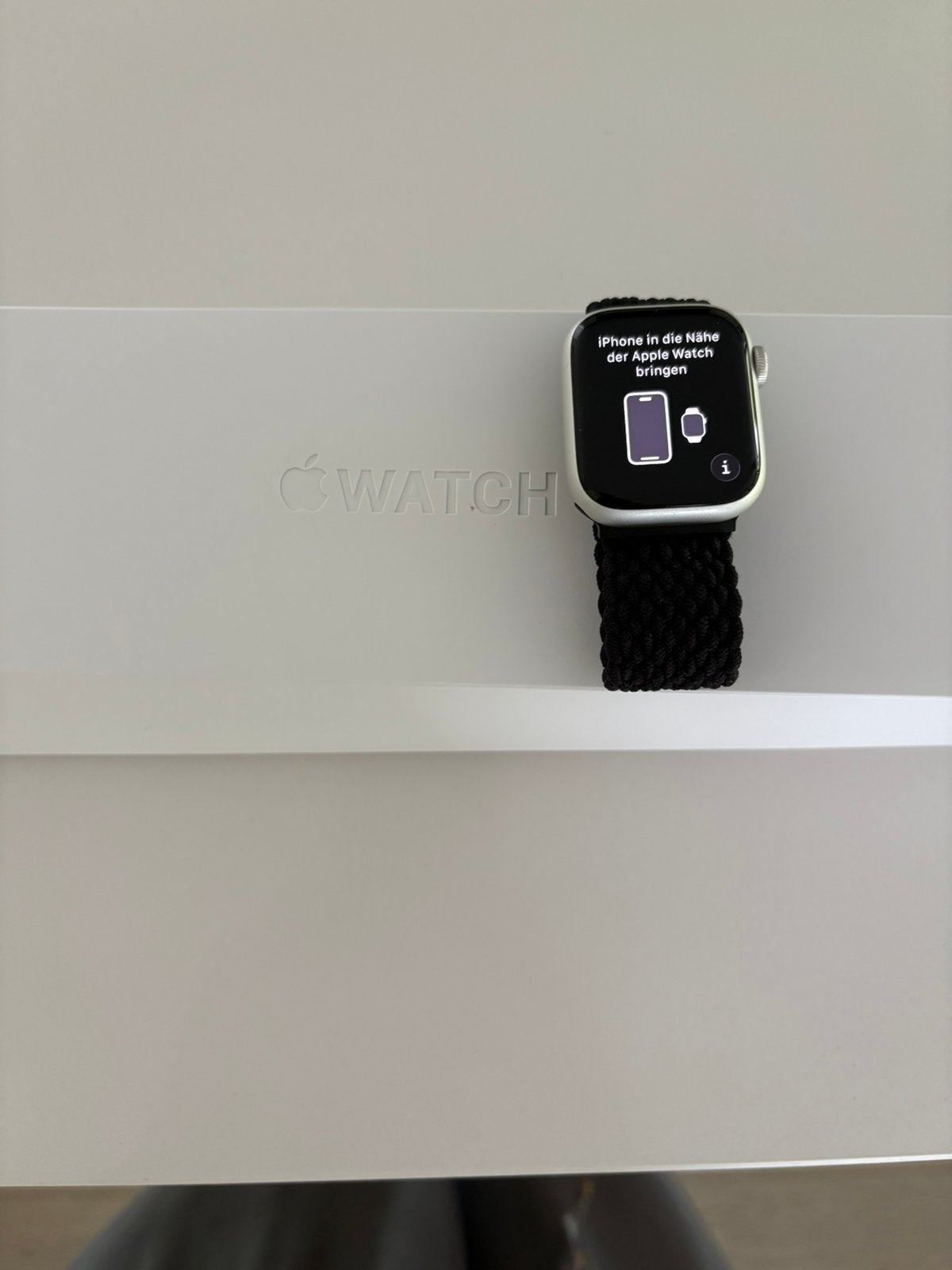 Apple watch 8 ,zilverkleurig frame, Handtassen en Accessoires, Smartwatches, Gebruikt, IOS, Ophalen of Verzenden, Waterdicht