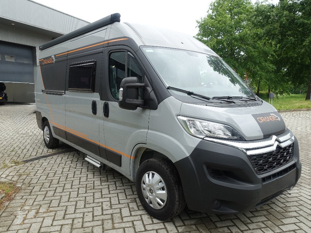 Benimar Benivan 120 UP 2023, luxe 4 pers Mobilhome, 140pk, Caravans en Kamperen, Buscamper of Camperbus, Ringverwarming, Bedrijf