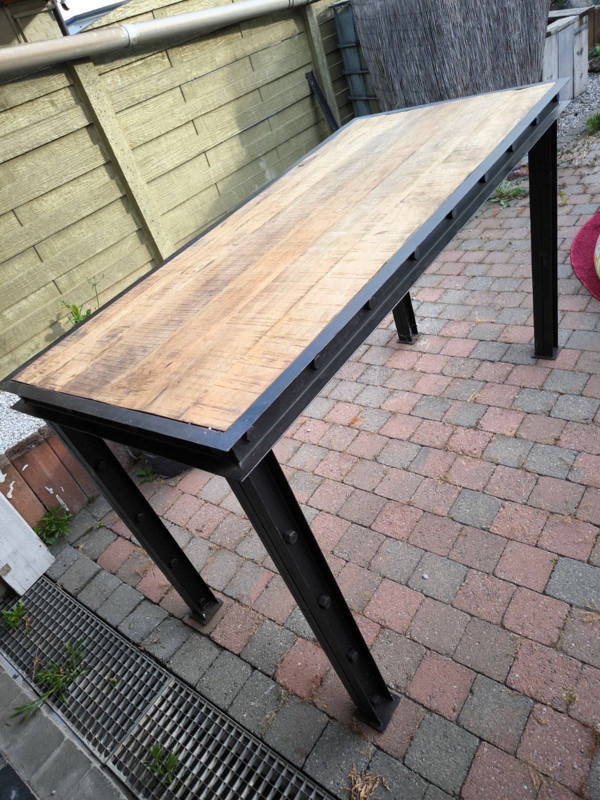 Table haute en bois avec structure en fonte, Maison & Meubles, Enlèvement
