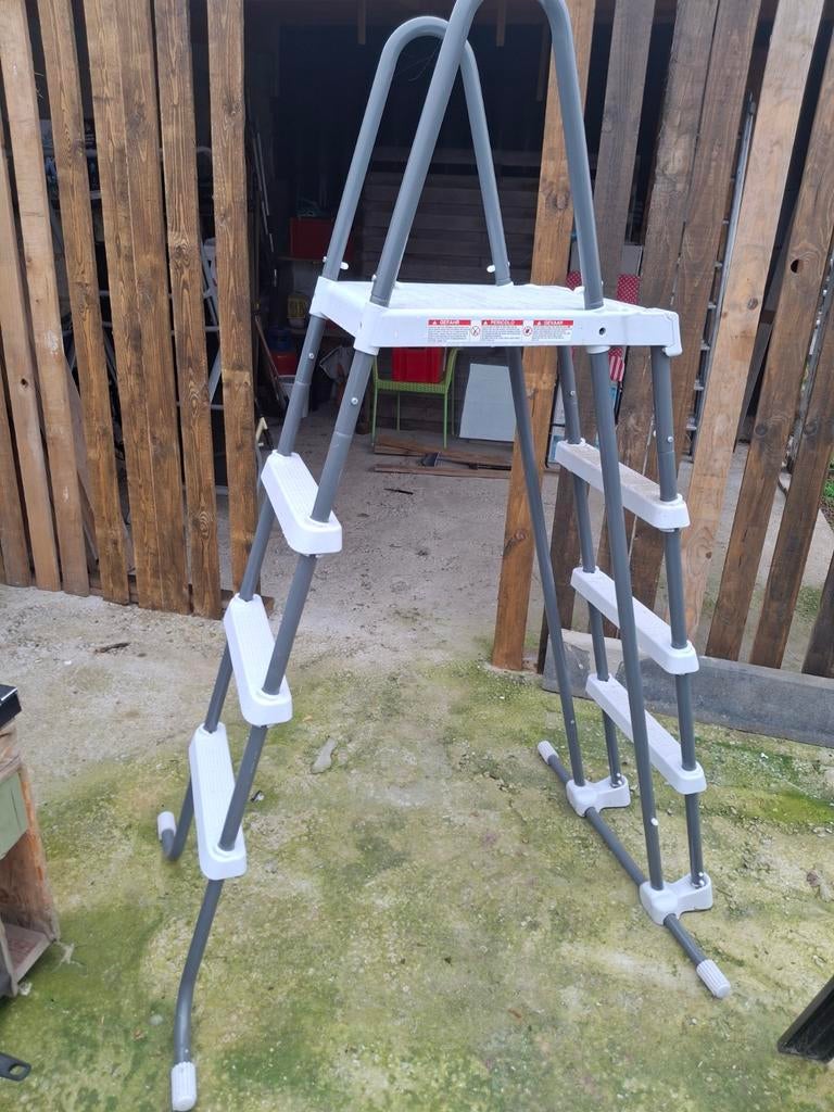 Intex trapladder, Tuin en Terras, Ophalen