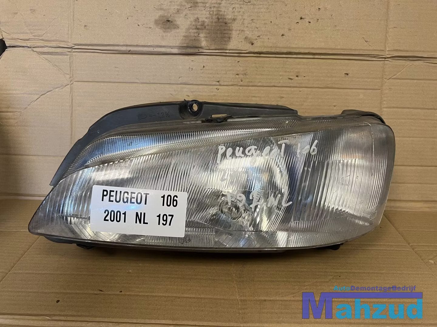 PEUGEOT 106 2 Links koplamp 1996-2002, Auto-onderdelen, Verlichting, Taurusavenue 1
2132 LS  Hoofddorp, NL, Gebruikt, Contact.group@renault.com