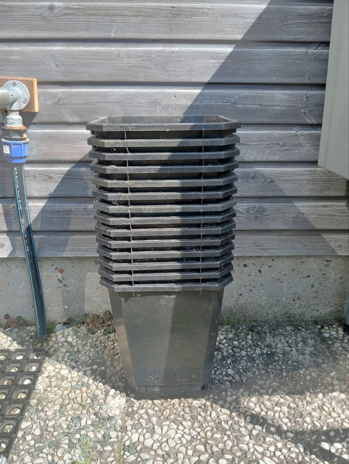 Kweekpotten groot 25x25 hoogte 30 cm 50 stuks!, Ophalen, Kunststof, Vierkant, Zo goed als nieuw